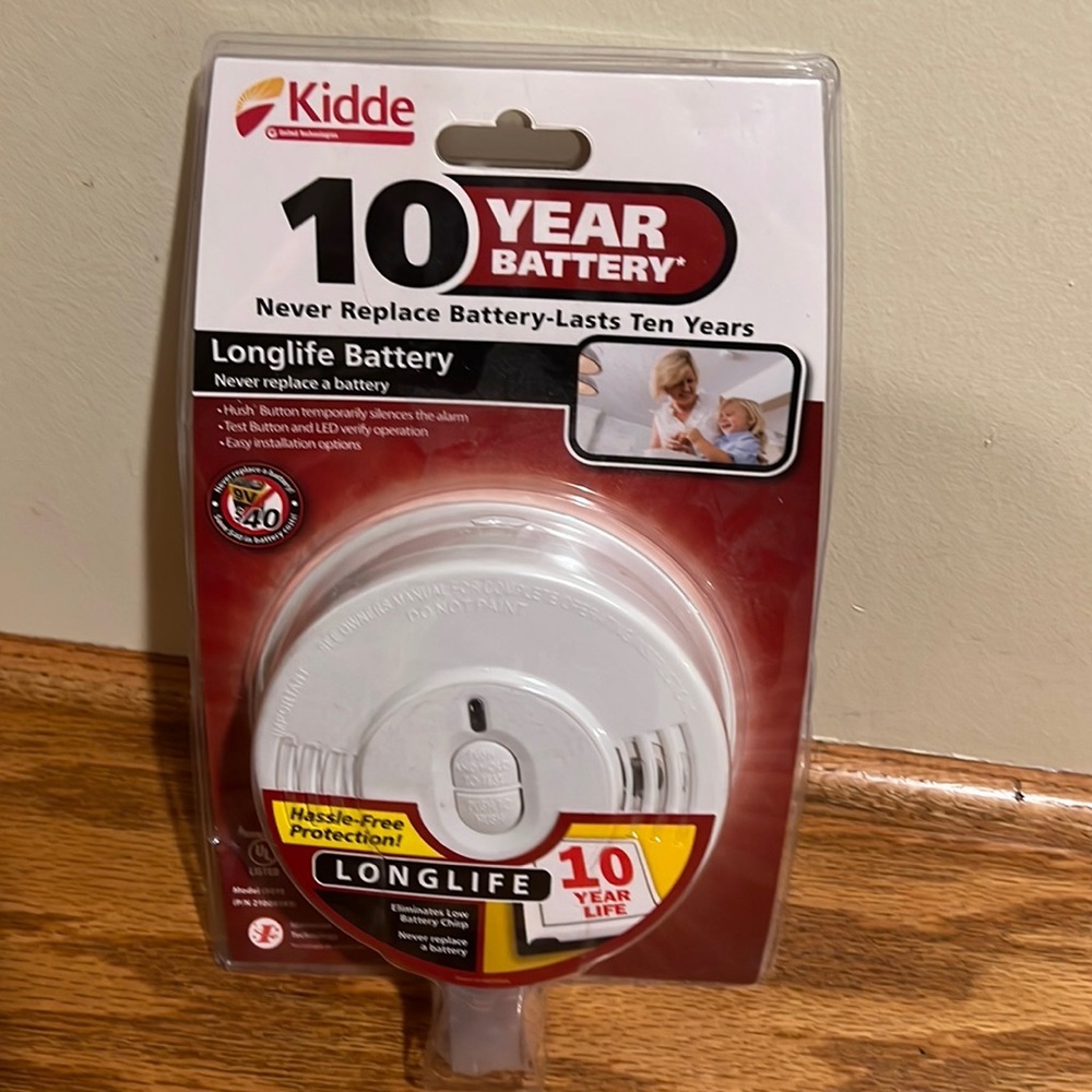 Kidde i9010 10-Year Sealed Lithium Battery-Operated Smoke Alarm